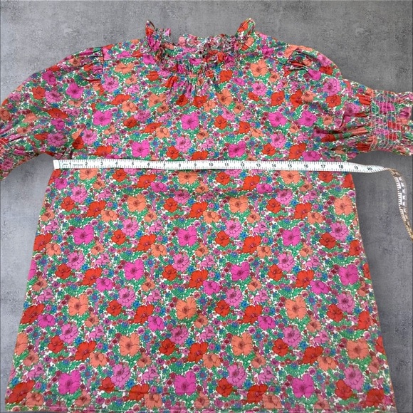 J.CREW Smocked Puff-Sleeve Top in Liberty® Meadow Song Fabric | Small - Picture 14 of 14